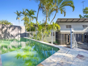 Beautiful Noosa Heads Family Home, Noosa